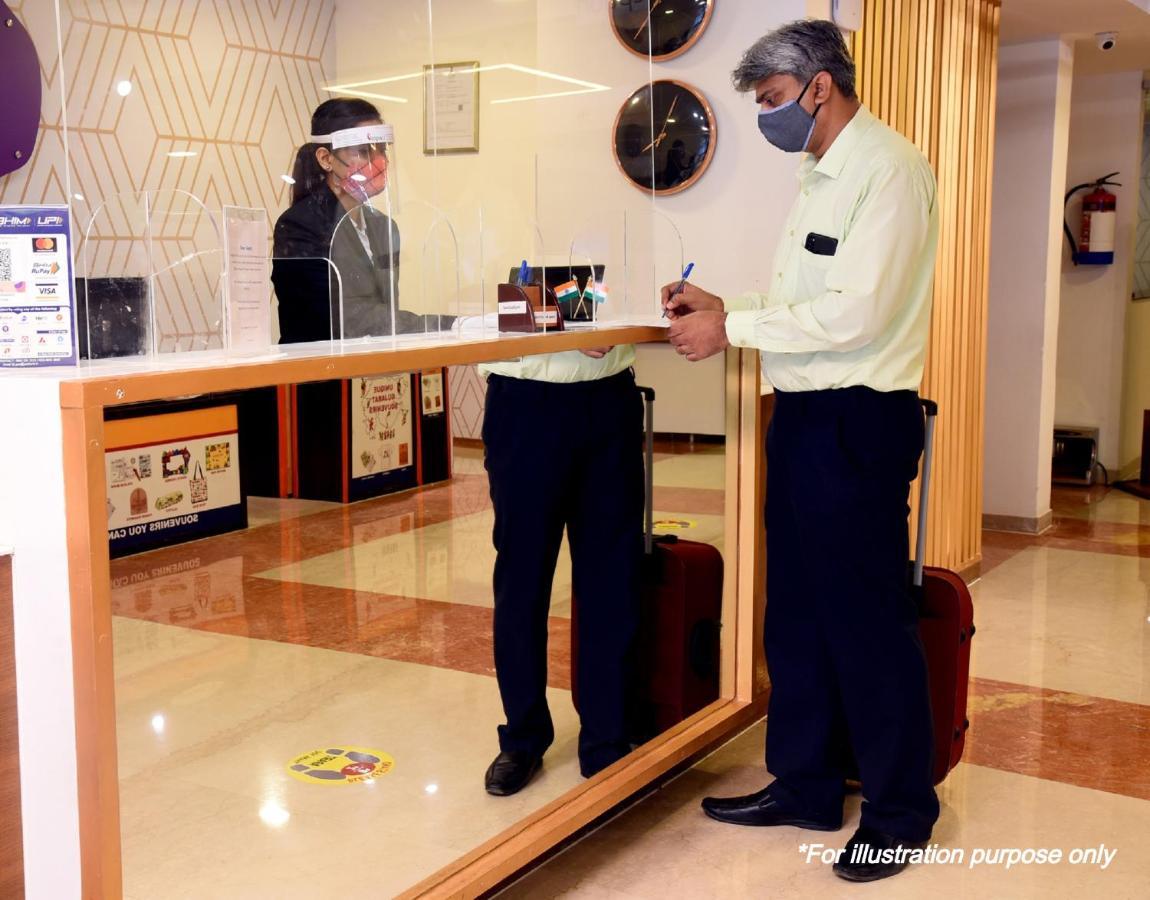 Airport Hotel Goodluck ニューデリー エクステリア 写真